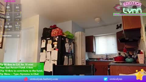 Lynn   online show from November 18, 2025, 8:24 pm