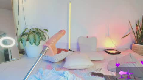 TINY  online show from March 27, 2026, 8:26 am