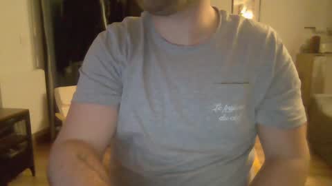 Snapshot of esclavepourfemme chatting on January 23, 2025, 10:54 pm esclavepourfemme online show from January 23, 2025, 10:54 pm