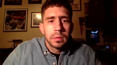 Snapshot of esdee420 chatting on January 12, 2026, 9:42 pm esdee420 online show from January 12, 2026, 9:42 pm