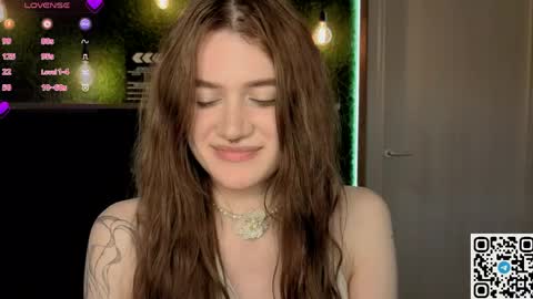 EshleGreen online show from April 15, 2026, 7:32 pm