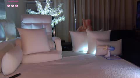 Esther online show from February 5, 2026, 9:19 pm