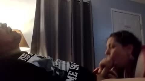 eskewrichard0437131 online show from April 16, 2026, 6:25 am