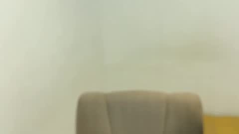 eskol212 online show from April 8, 2026, 2:33 am