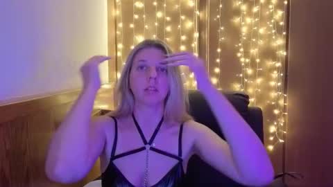 esma347866 online show from April 18, 2026, 9:37 pm