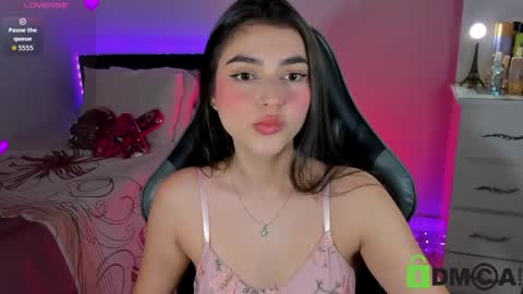 Esmeralda online show from May 10, 2026, 11:26 am