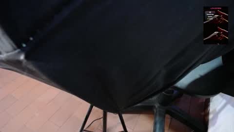 Snapshot of esmeralda_pym chatting on February 25, 2026, 12:26 pm Esmeralda online show from February 25, 2026, 12:26 pm