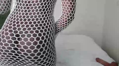 essypetite online show from November 29, 2025, 10:51 am