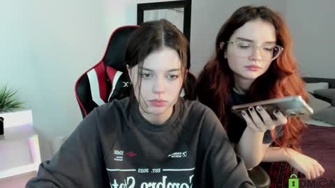 Snapshot of este_ria chatting on January 19, 2025, 12:49 am esteria online show from January 19, 2025, 12:49 am