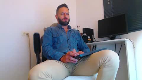 esteban online show from February 18, 2026, 12:45 pm