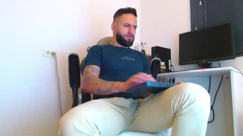 esteban online show from February 20, 2026, 2:06 pm