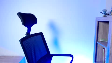 Esteban Fernandez online show from February 23, 2026, 4:48 pm