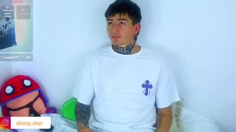 Esteban independent model online show from January 20, 2025, 3:07 pm