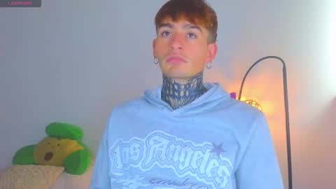 Esteban independent model online show from January 6, 2026, 1:59 pm