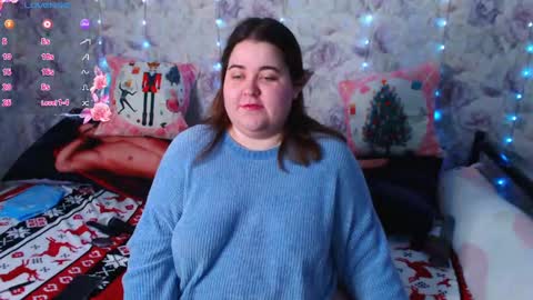 Snapshot of estelle_hicks chatting on December 22, 2024, 6:15 pm estelle_hicks online show from December 22, 2024, 6:15 pm
