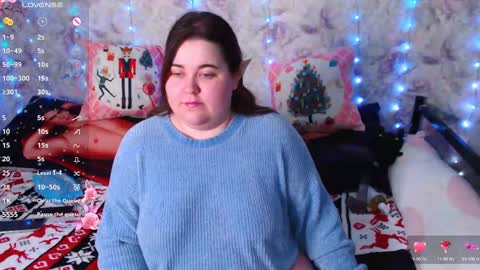 Snapshot of estelle_hicks chatting on December 23, 2024, 6:16 pm estelle_hicks online show from December 23, 2024, 6:16 pm