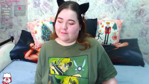 Snapshot of estelle_hicks chatting on February 17, 2025, 6:37 pm estelle_hicks online show from February 17, 2025, 6:37 pm