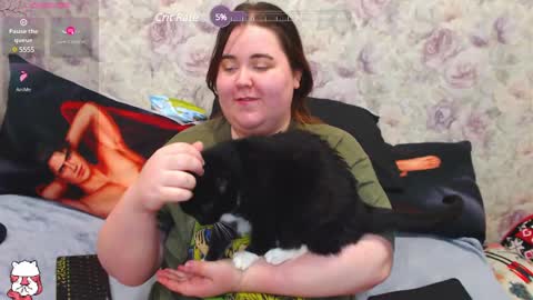 Snapshot of estelle_hicks chatting on February 26, 2025, 11:15 pm estelle_hicks online show from February 26, 2025, 11:15 pm