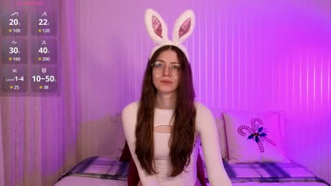 Snapshot of ester_hill chatting on December 22, 2024, 10:15 pm Ester online show from December 22, 2024, 10:15 pm