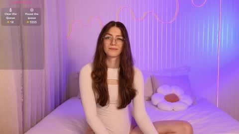 Snapshot of ester_hill chatting on January 23, 2025, 4:41 am Ester online show from January 23, 2025, 4:41 am