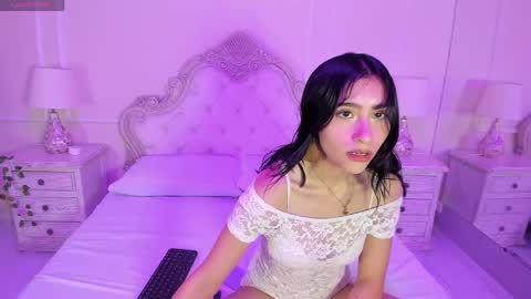   online show from April 7, 2026, 12:49 pm