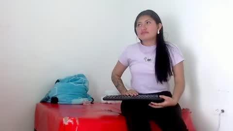 Snapshot of estrella58noir chatting on June 15, 2026, 7:38 pm estrella online show from June 15, 2026, 7:38 pm