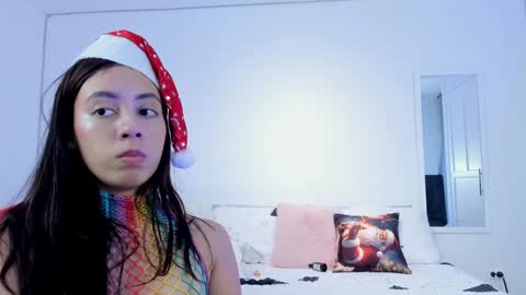 Snapshot of estrella_duran chatting on December 19, 2024, 11:14 pm Estrellita online show from December 19, 2024, 11:14 pm