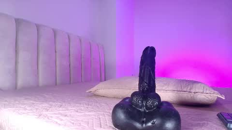 Estrella online show from January 14, 2026, 12:00 pm