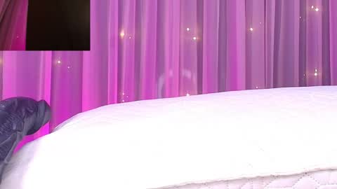 Estrella online show from February 18, 2026, 11:50 am