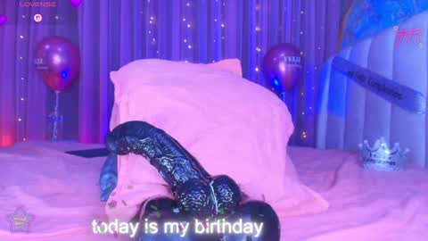 Snapshot of estrella_hanks_ chatting on May 31, 2026, 6:09 pm Estrella online show from May 31, 2026, 6:09 pm