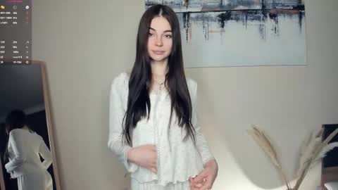 Mary online show from November 29, 2025, 7:33 am