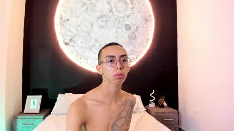 ethaancox online show from March 5, 2025, 2:36 am