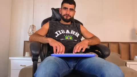 Ethan online show from September 15, 2025, 7:25 pm