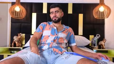 Ethan online show from September 16, 2025, 7:37 pm