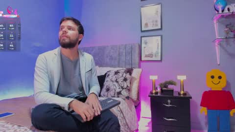 ADAM TAYLOR  ETHAN CAMBAL INDEPENDENT MODELS online show from April 10, 2026, 7:07 pm