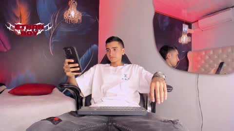 Ethan online show from January 5, 2026, 7:06 pm