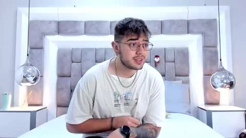 ethan_greys online show from November 18, 2025, 3:45 am