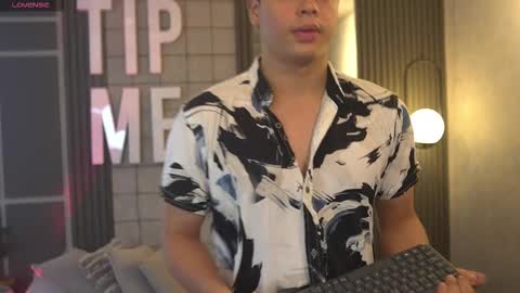 ethan_occonor online show from September 21, 2025, 6:31 pm