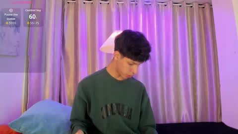 Ethan online show from April 16, 2026, 11:33 am