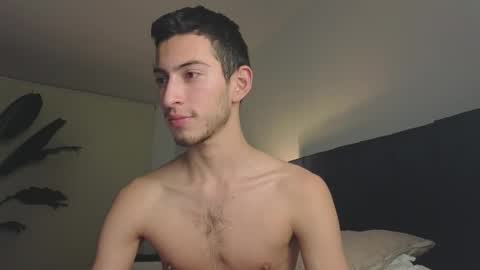 Snapshot of ethan_skiny_ chatting on February 16, 2025, 6:10 am Joan online show from February 16, 2025, 6:10 am