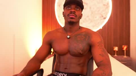 ethan travis online show from March 11, 2026, 8:37 pm