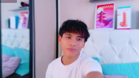 Ethan online show from June 1, 2026, 8:43 pm