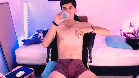 EthanColeeman online show from September 17, 2025, 3:30 am