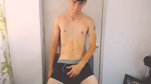 Snapshot of ethancoleeman chatting on June 25, 2026, 9:52 pm EthanColeeman online show from June 25, 2026, 9:52 pm