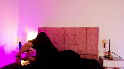 ethanconnor_ online show from January 19, 2026, 12:09 pm