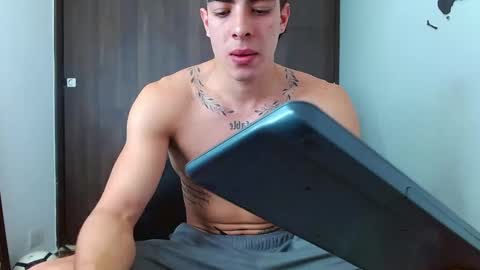 ethangreey1 online show from December 31, 2024, 3:53 pm