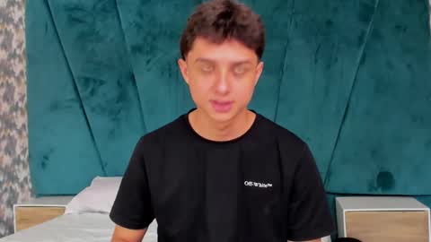 ethanlowell online show from February 18, 2025, 9:09 pm