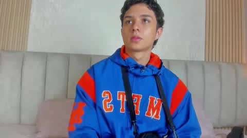 ethanlowell online show from February 1, 2026, 3:49 am