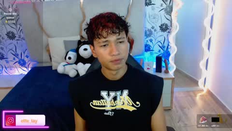 ette online show from October 11, 2025, 3:39 am