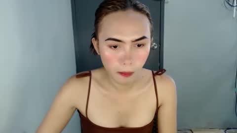 Snapshot of euniceariella21 chatting on February 10, 2025, 9:36 am YELLA online show from February 10, 2025, 9:36 am